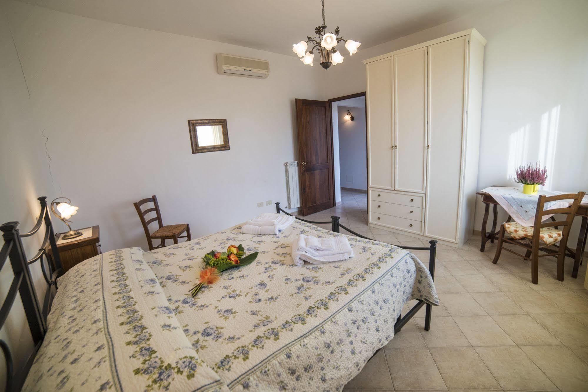 Casa Vacanze Santa Caterina 阿夏诺 外观 照片